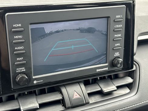 Certified 2022 Toyota RAV4 LE AWD/4WD image 18