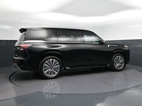 Used 2025 INFINITI QX80 Luxe RWD image 8