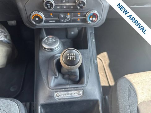 Used 2022 Ford Bronco 2-Door AWD/4WD image 24