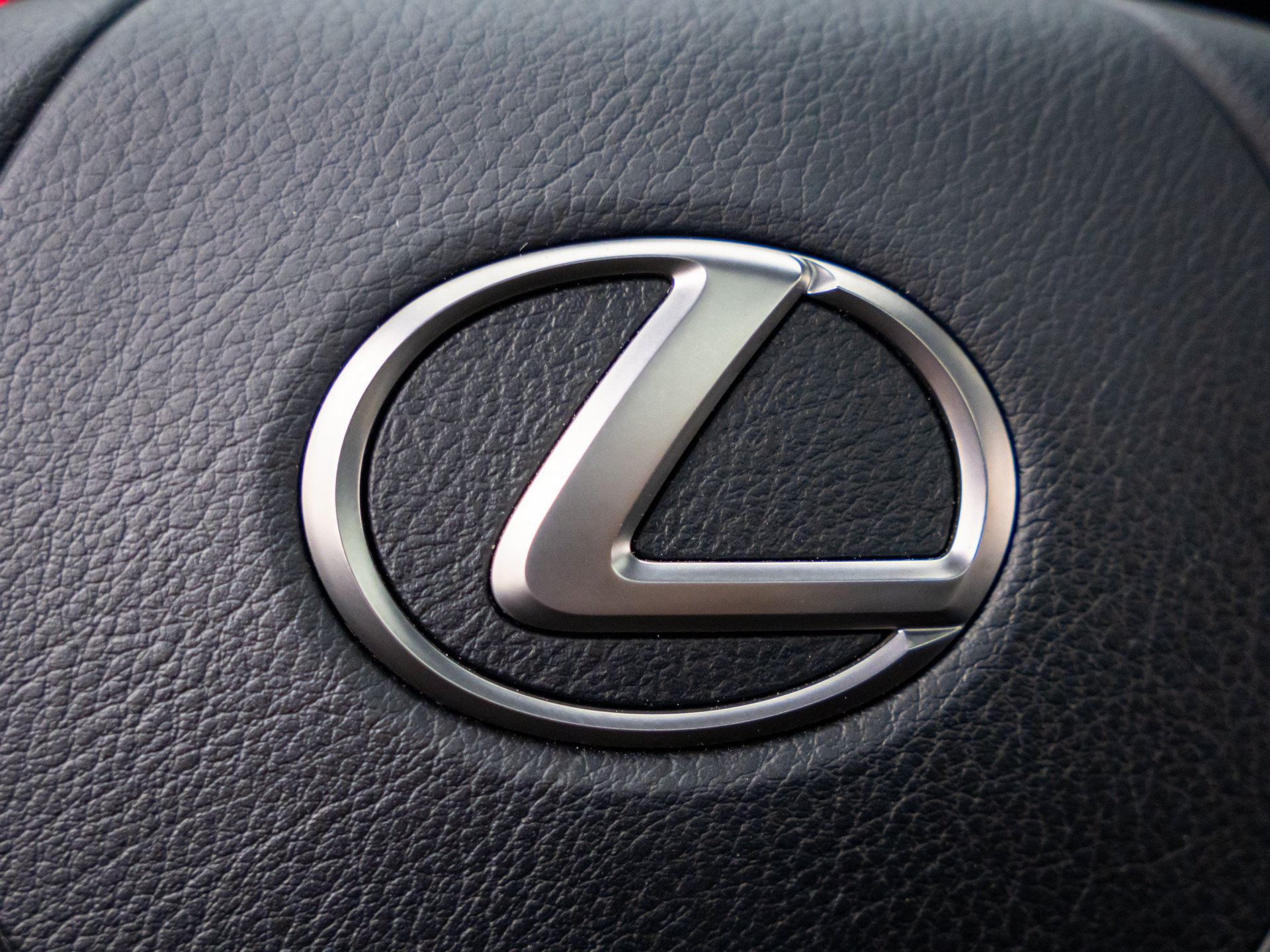 Used 2022 Lexus IS 500 RWD image 30