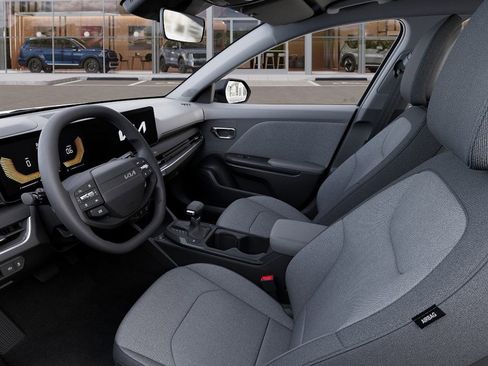 New 2026 Kia K4 LXS image 17