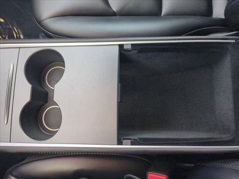 Used 2025 Tesla Model Y Long Range image 15