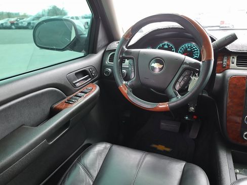 Used 2009 Chevrolet Silverado 1500 LTZ w/ Safety Package image 19