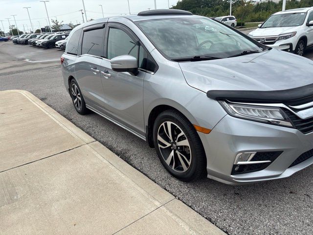 Used 2019 Honda Odyssey Elite image 2