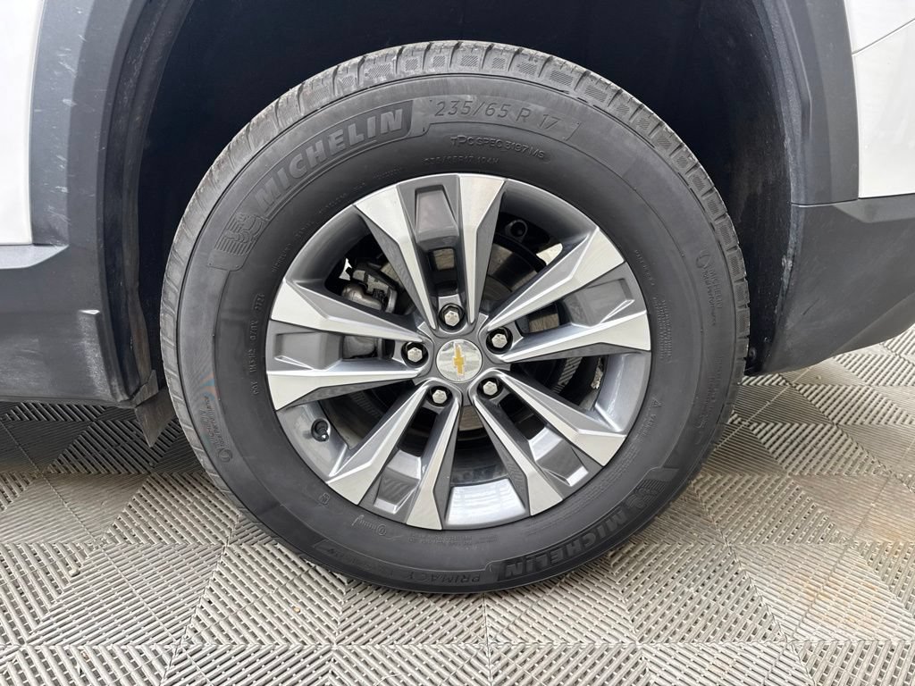Used 2025 Chevrolet Equinox LT w/ Convenience Package II AWD/4WD image 29