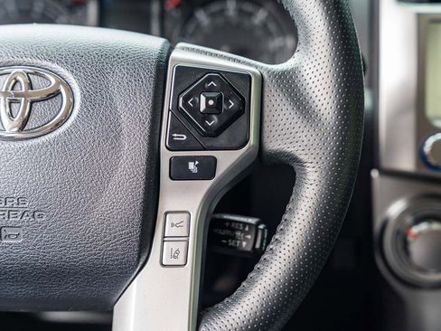 Used 2022 Toyota 4Runner SR5 Premium image 27