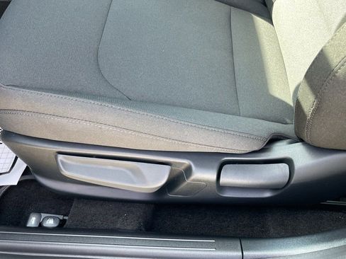 New 2026 Kia K4 LXS image 10