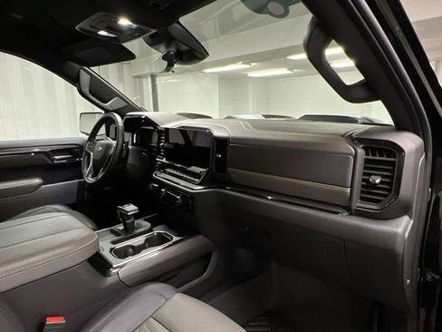 Certified 2024 Chevrolet Silverado 1500 ZR2 w/ ZR2 Bison Edition image 29