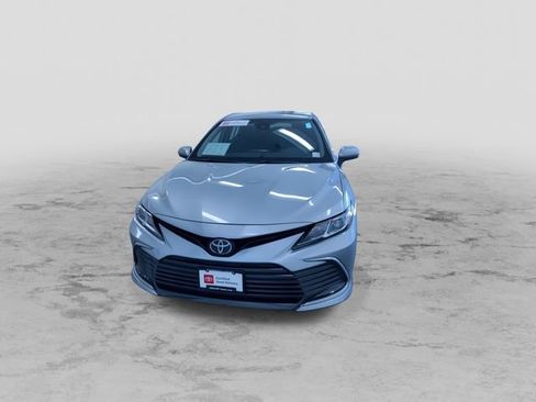 Certified 2023 Toyota Camry LE FWD image 5