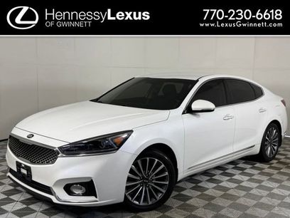 Used 2017 Kia Cadenza Premium