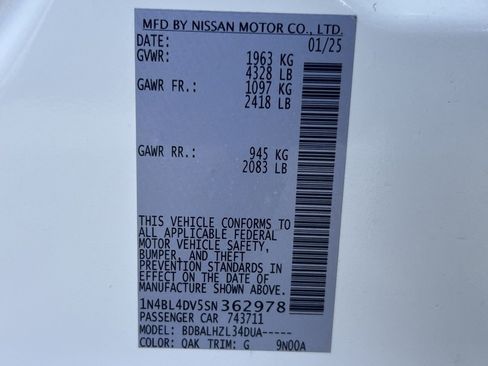 Used 2025 Nissan Altima 2.5 SV image 33