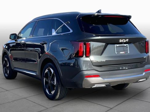 Used 2025 Kia Sorento EX FWD image 12