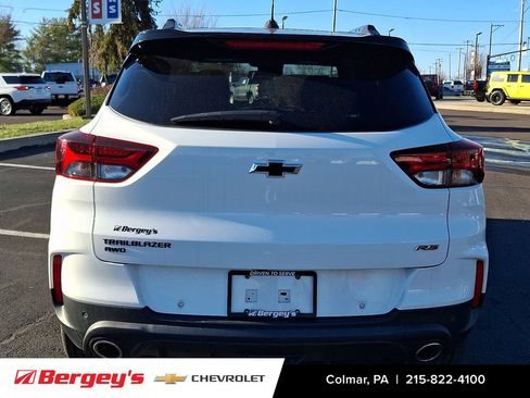 Certified 2023 Chevrolet TrailBlazer RS w/ Sun and Liftgate Package image 6