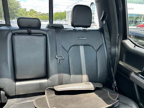Used 2019 Ford F150 Platinum w/ Equipment Group 701A Luxury AWD/4WD image 14