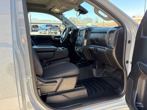 Used 2024 Chevrolet Silverado 2500 W/T image 20