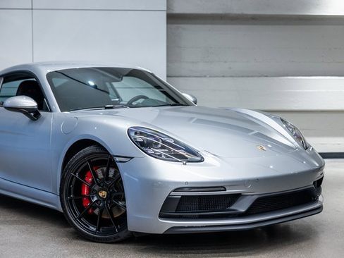 Certified 2024 Porsche 718 Cayman GTS image 15