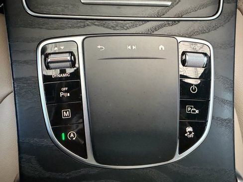 Used 2021 Mercedes-Benz GLC 300 SUV w/ Premium Package image 27