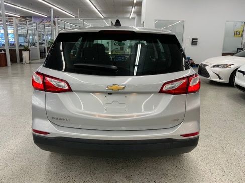 Used 2019 Chevrolet Equinox LS AWD/4WD image 6