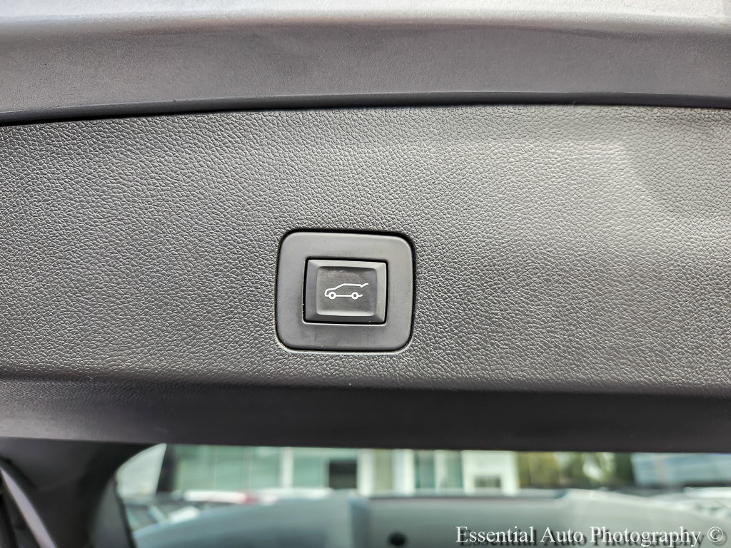 Used 2023 Buick Encore GX Select w/ Sport Touring Package FWD image 20