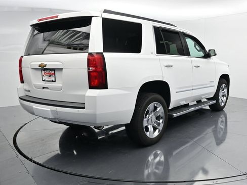 Used 2017 Chevrolet Tahoe LT w/ LT Signature Package AWD/4WD image 7