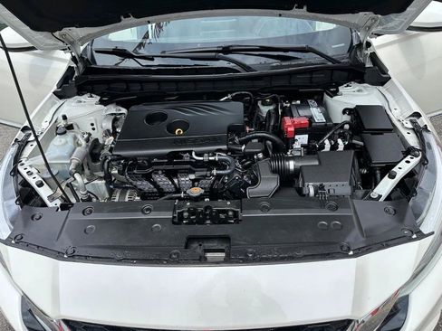 Used 2019 Nissan Altima 2.5 SV FWD image 43