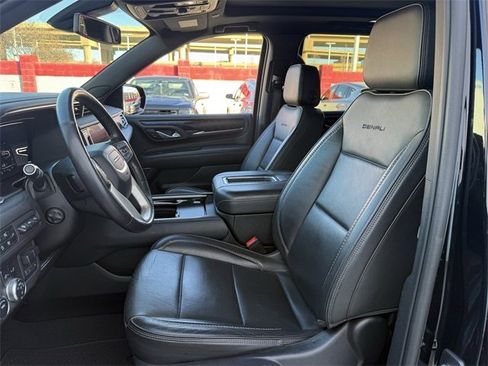 Used 2022 GMC Yukon Denali w/ Max Trailering Package image 29