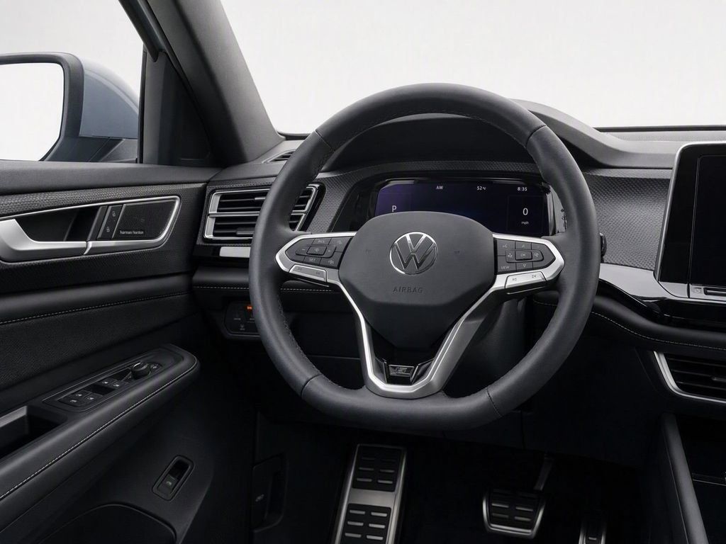 Certified 2024 Volkswagen Atlas Cross Sport SEL Premium R-Line AWD/4WD image 30