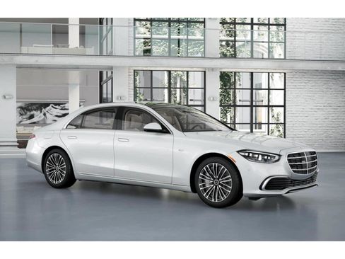 New 2026 Mercedes-Benz S 580e 4MATIC Sedan image 12