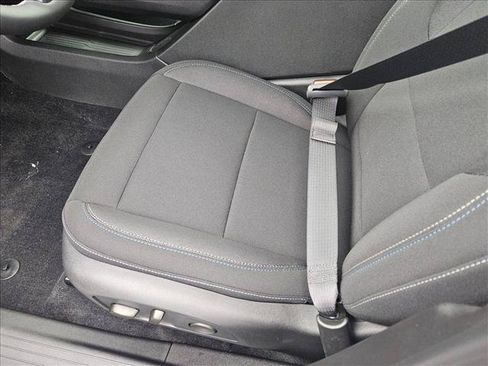 New 2026 Chevrolet Equinox EV LT w/ Comfort Package AWD/4WD image 4