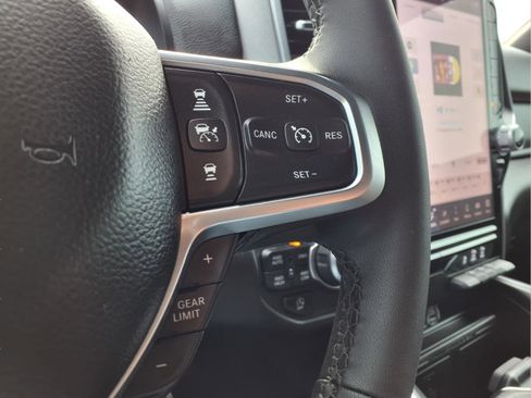 Used 2025 RAM 1500 Lone Star image 20