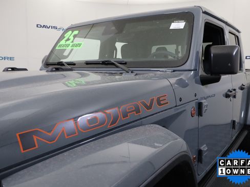 Used 2025 Jeep Gladiator Mojave w/ Safety Group AWD/4WD image 13