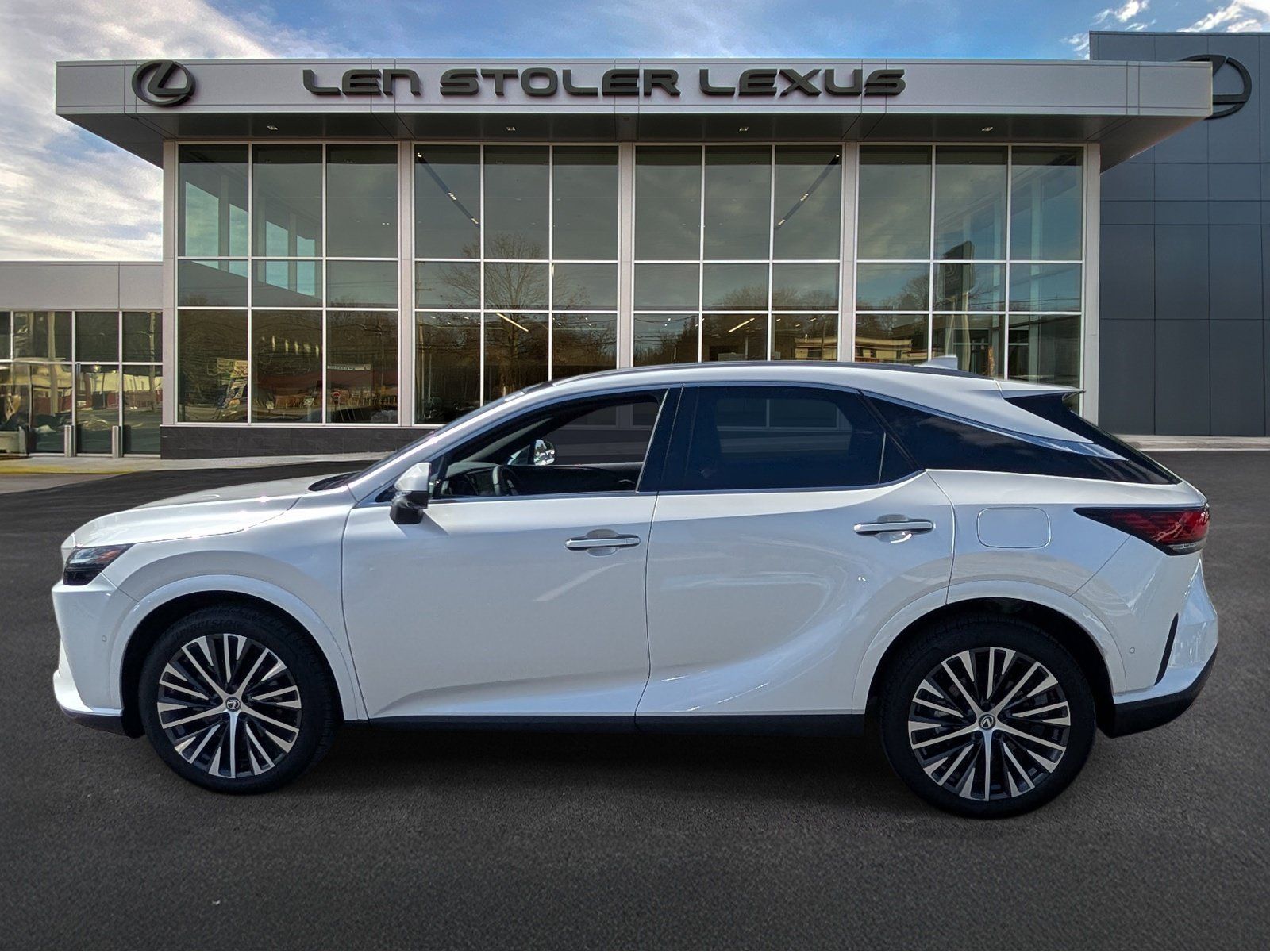 Certified 2025 Lexus RX 350 w/ Convenience Package AWD/4WD image 6