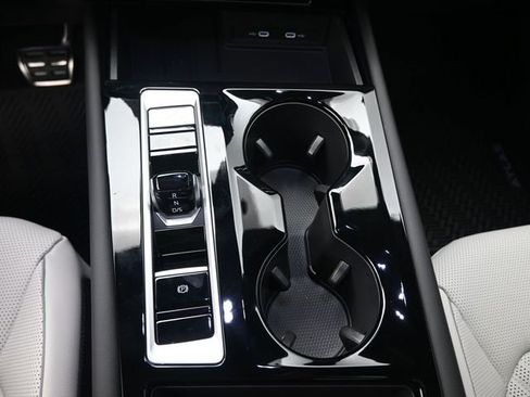 New 2025 Volkswagen Atlas Cross Sport SEL Premium R-Line image 4