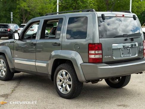 Used 2012 Jeep Liberty Sport AWD/4WD image 9