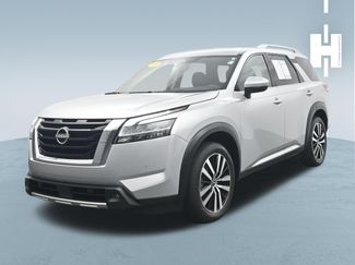 Used 2023 Nissan Pathfinder Platinum AWD/4WD video 1