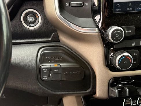Used 2022 RAM 2500 Laramie AWD/4WD image 22