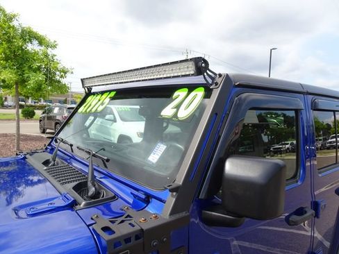 Used 2020 Jeep Wrangler Unlimited Sport AWD/4WD image 37