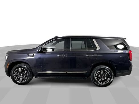 Used 2025 GMC Yukon Elevation AWD/4WD image 5