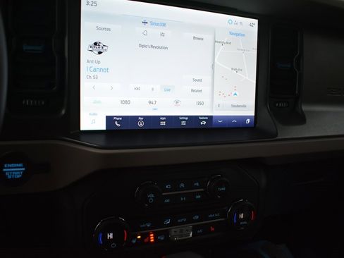 Used 2024 Ford Bronco Wildtrak image 14