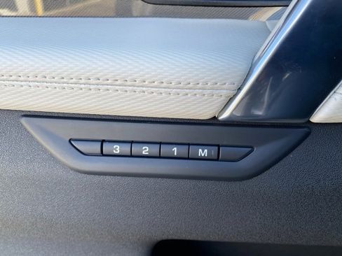 Used 2025 Land Rover Discovery Sport Dynamic SE image 29