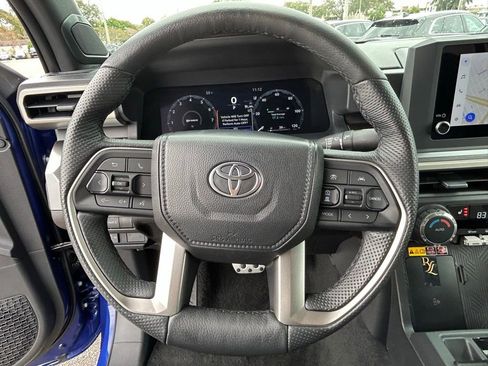 Used 2025 Toyota Tacoma TRD Sport w/ TRD Sport Upgrade Package image 23