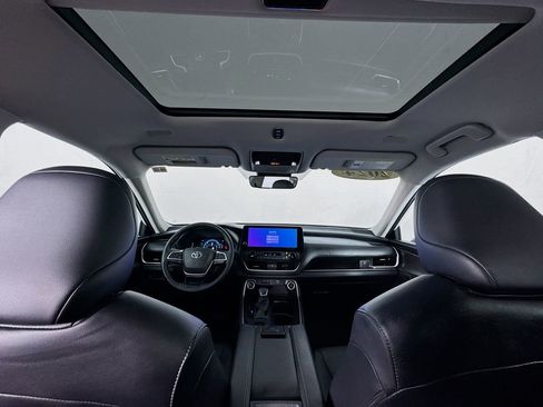 Used 2024 Toyota Grand Highlander XLE image 42