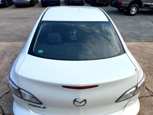 Used 2010 MAZDA MAZDA3 i Touring image 15