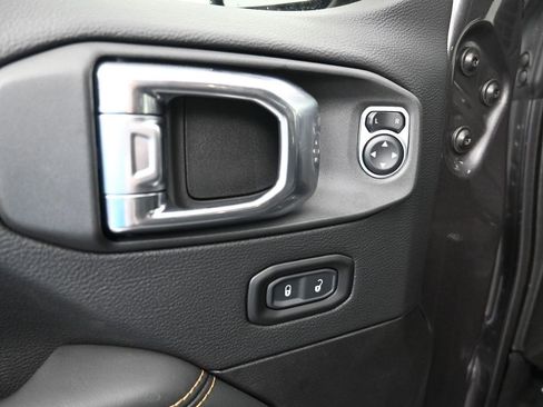 New 2025 Jeep Wrangler Unlimited Sahara w/ Technology Group image 12