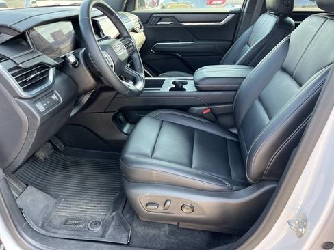 Used 2024 GMC Acadia Elevation FWD image 27