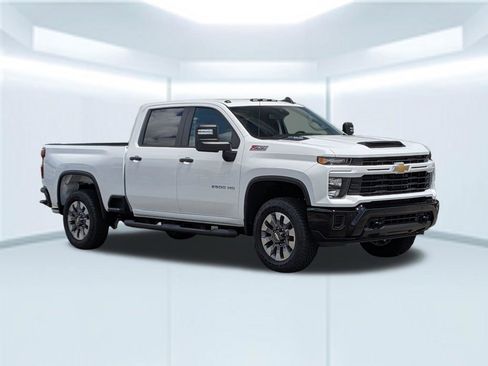 New 2026 Chevrolet Silverado 2500 Custom w/ Custom Value Package AWD/4WD image 8