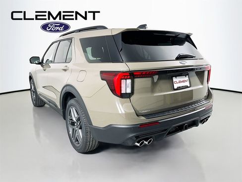 New 2026 Ford Explorer ST AWD/4WD image 8