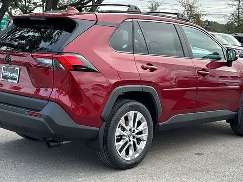 New 2025 Toyota RAV4 XLE Premium image 9