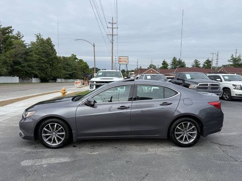 Used 2020 Acura TLX FWD image 4
