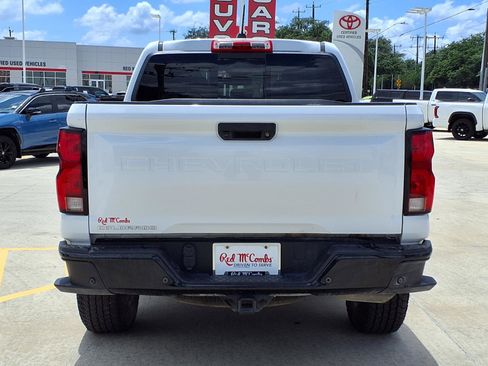 Used 2025 Chevrolet Colorado Z71 AWD/4WD image 6
